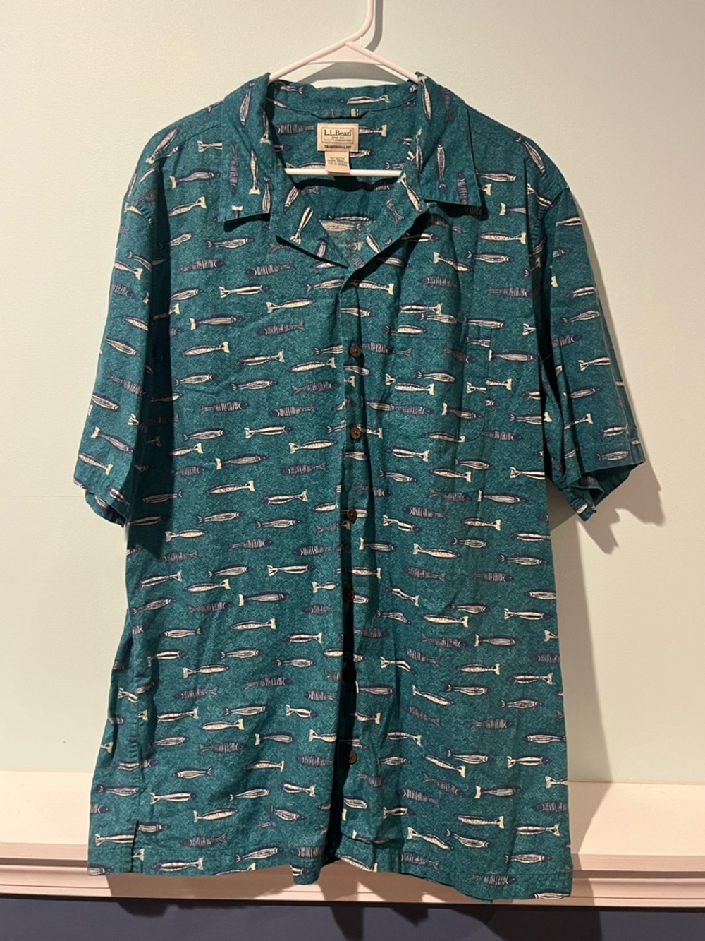 L.L. Bean Men’s Teal Fish-Print Button-Down Trad Fit Shirt, Size XL-Tall